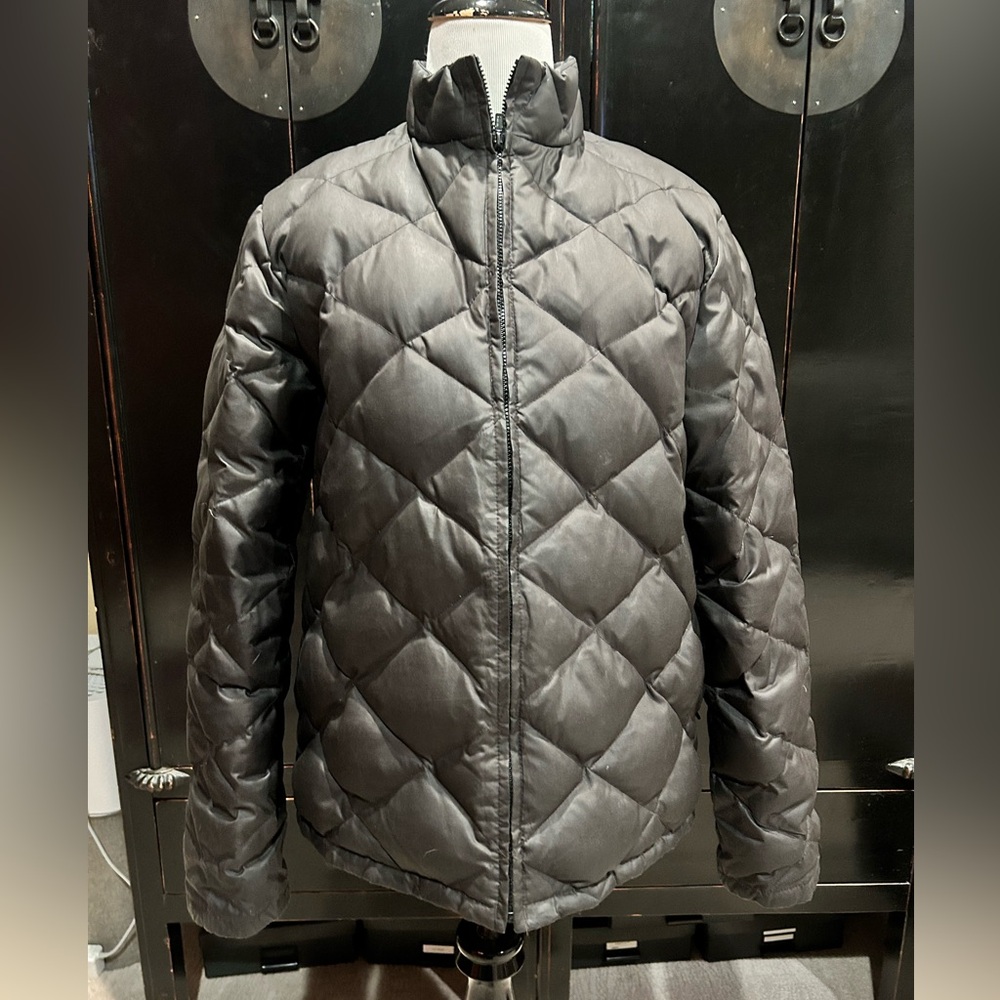 Banana Republic women’s puff jacket